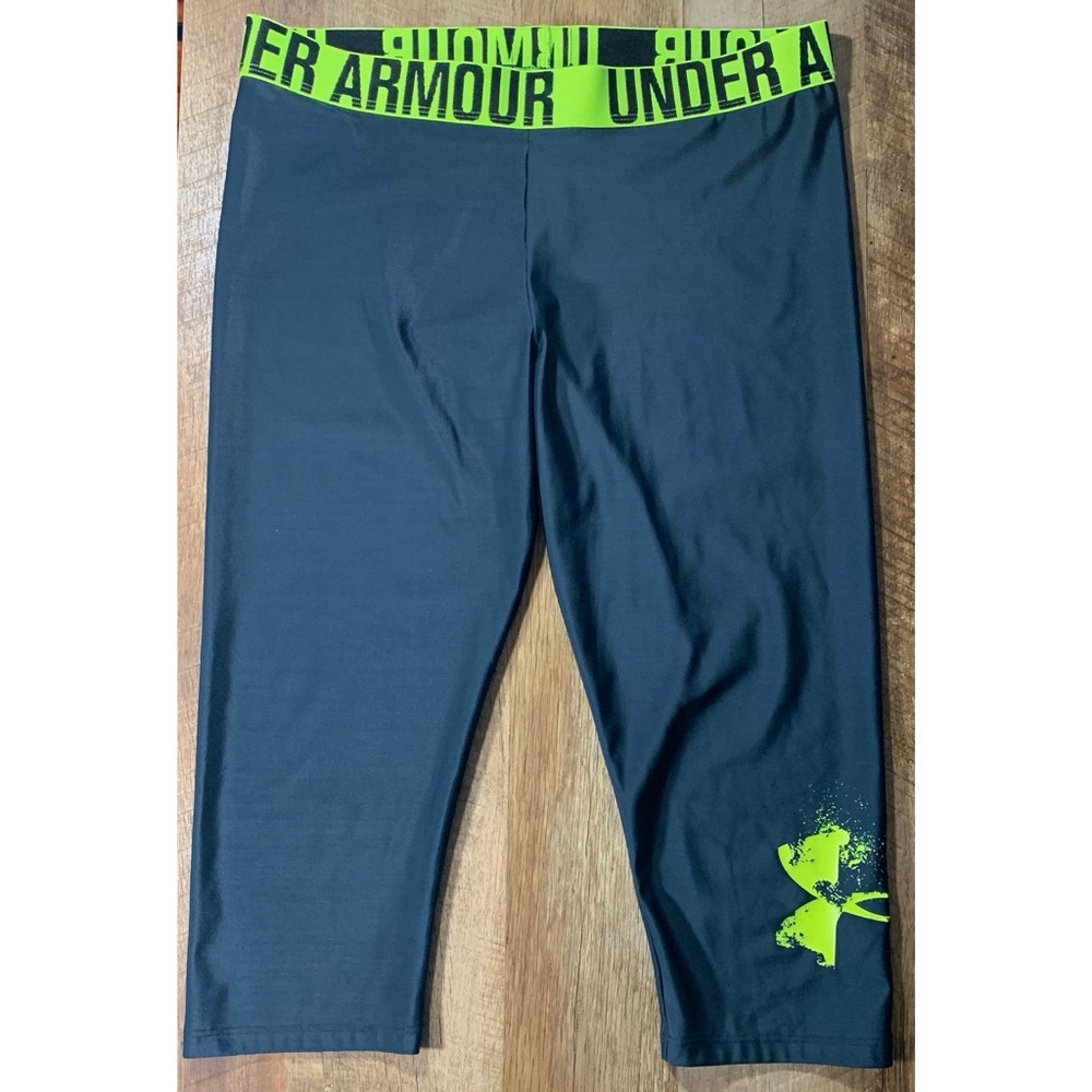 UNDER ARMOUR black compression 3/4 pants